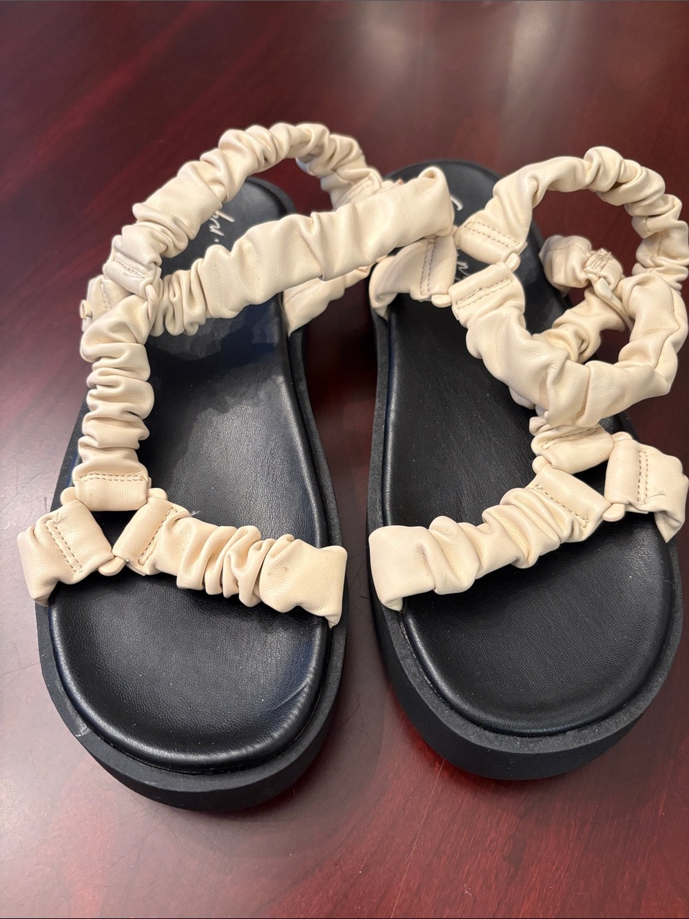 Womens Neutral Ruched-Strap Platform Sandals
